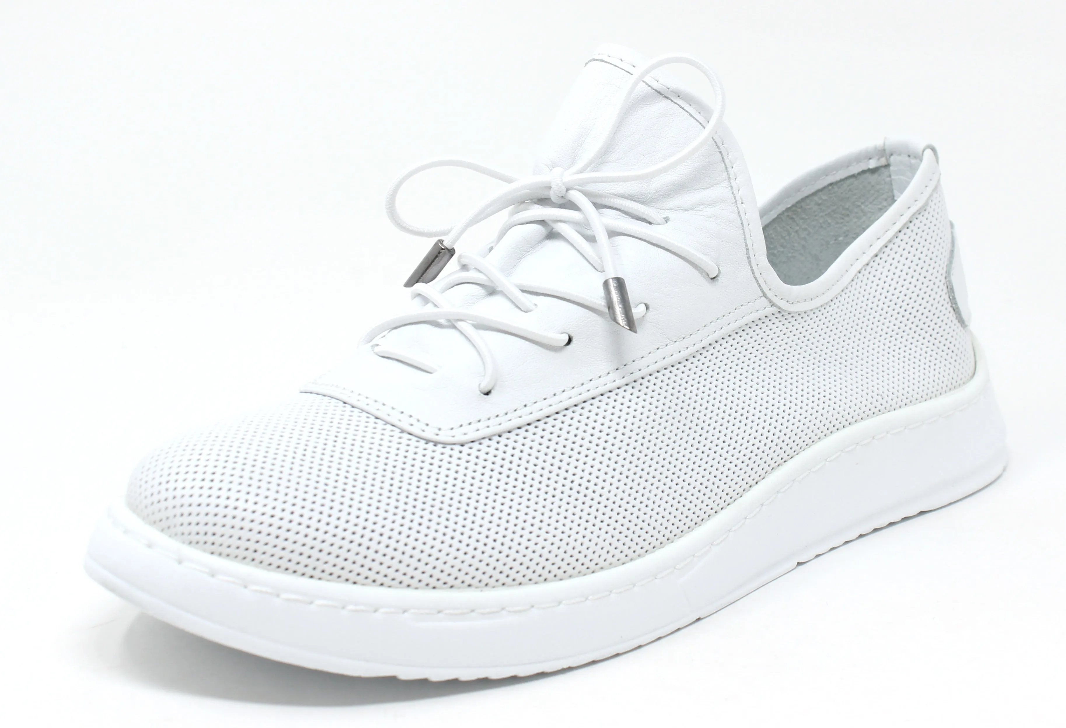 Breathable Leather Trainer