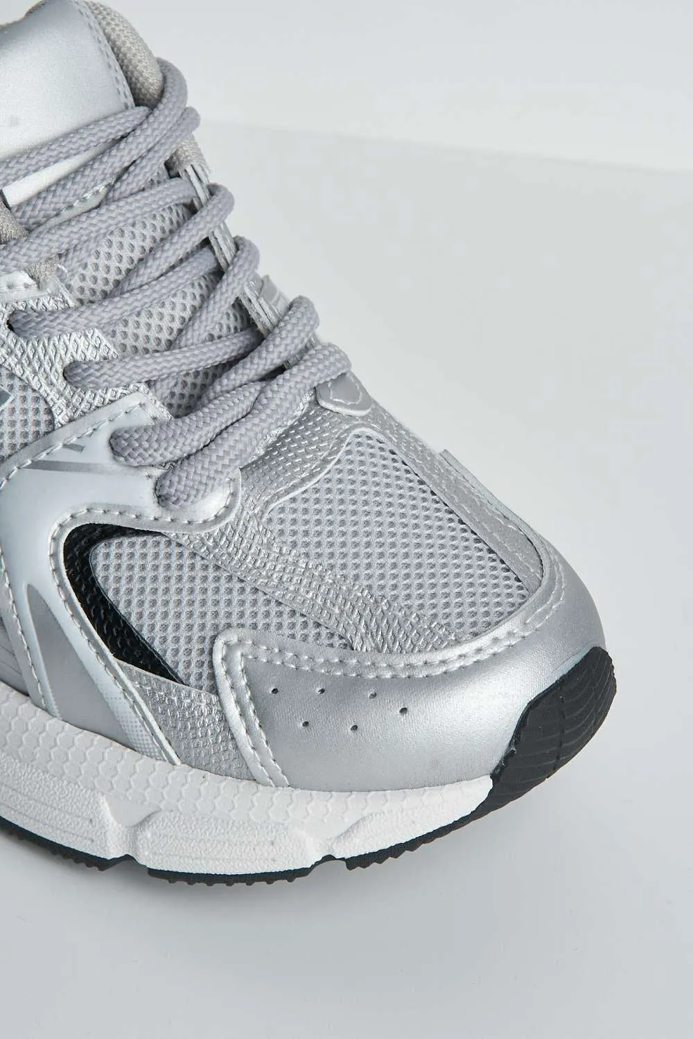 Zoona Mesh Detail Lace-Up Trainers in Grey